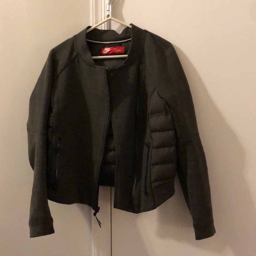 Nike sweatshirt/down jacket